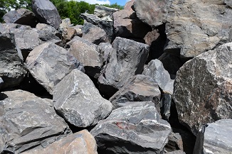 18"-36"+ QUARRY RUN GRANITE