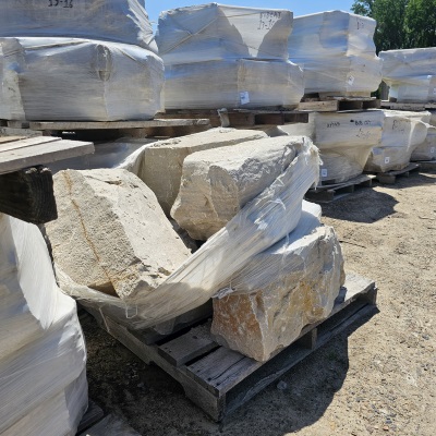 EDEN BOBCAT OUTCROPPING 13-16"T