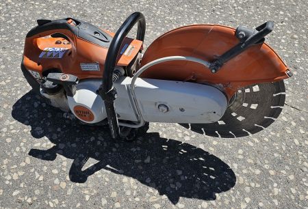 STIHL Cut Off Saw TS420