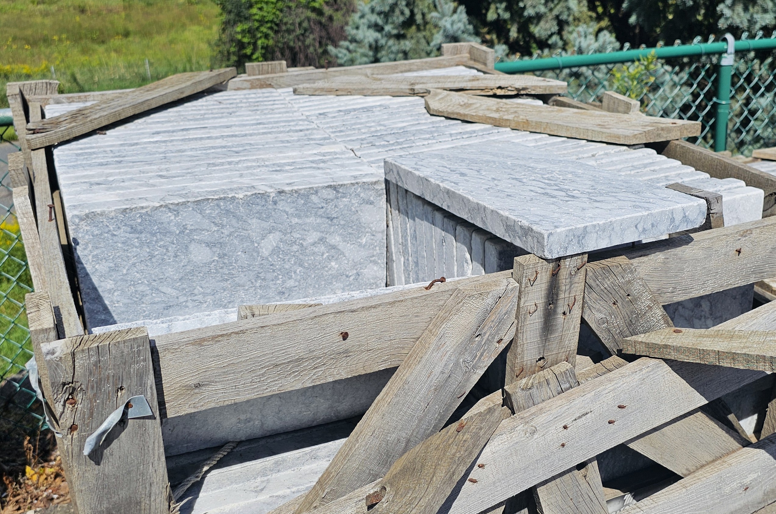 DEEP BLUE ANTIQUED MARBLE 8X16
