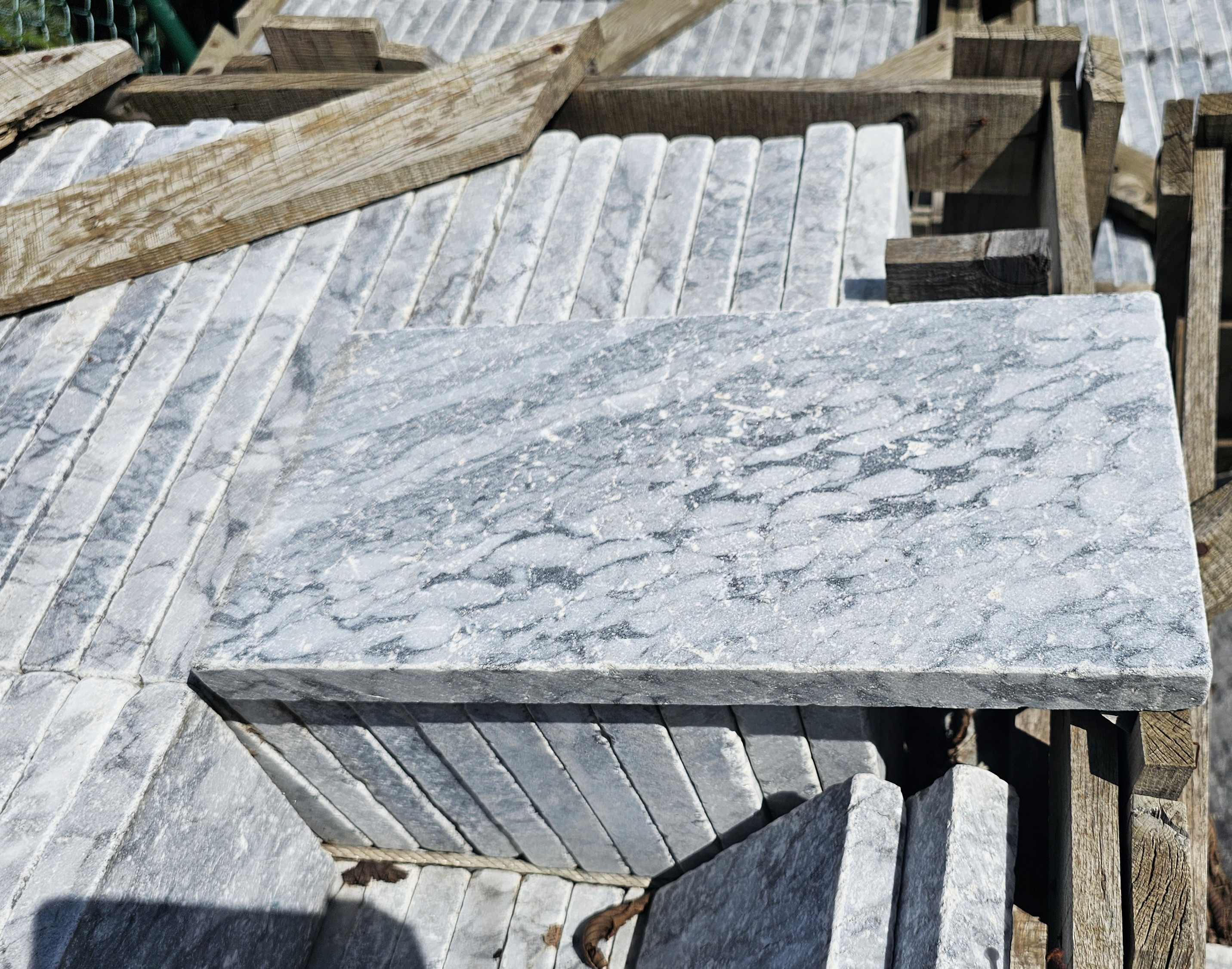 DEEP BLUE ANTIQUED MARBLE 8X16