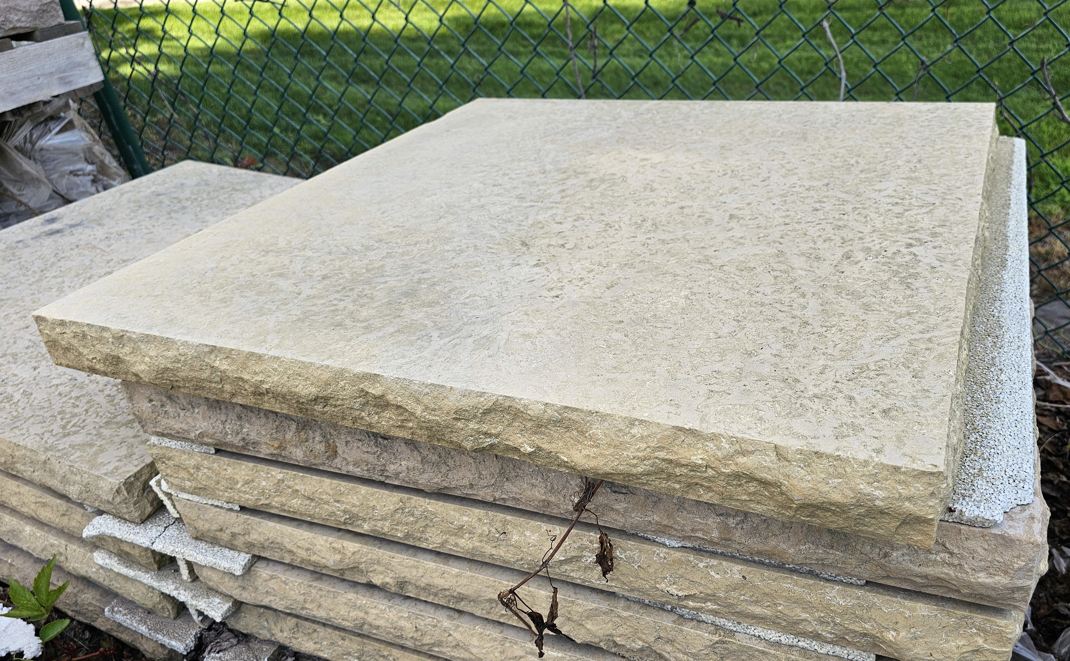 2\" KASOTA MN BUFF 30X30 RF CAP