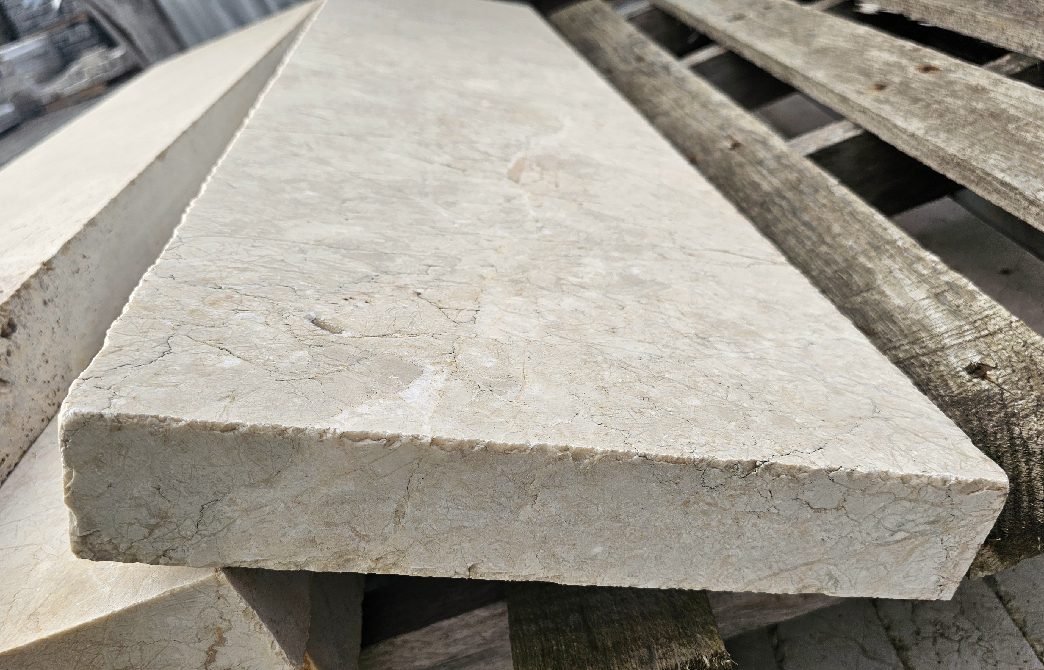 12X48 CREMA EDA ANTQ STAIR TREAD