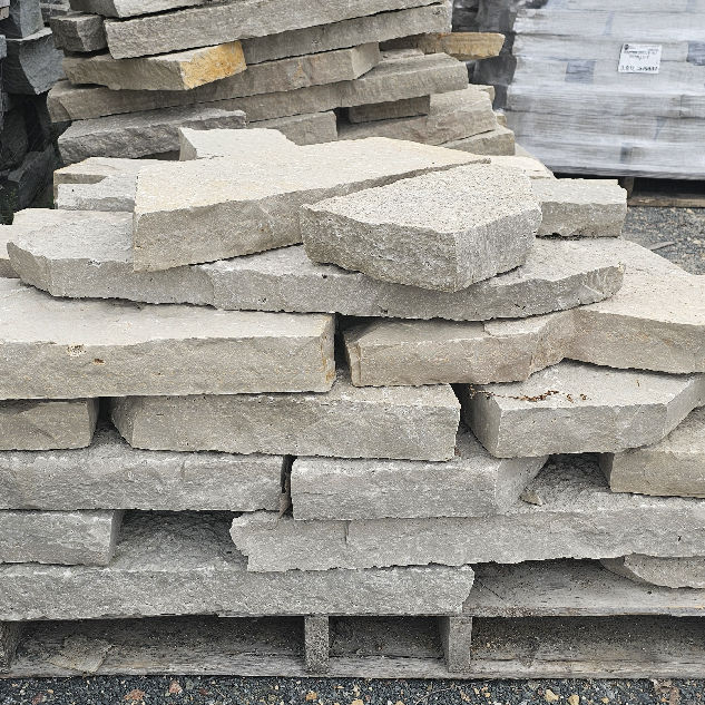 8" MOUNTAIN CREST WALLSTONE 2-3"