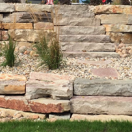 CHILTON 2-3 MAN OUTCROPPING 6-10