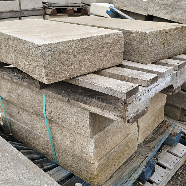 36"X16" INDIANA LIMESTONE STEP