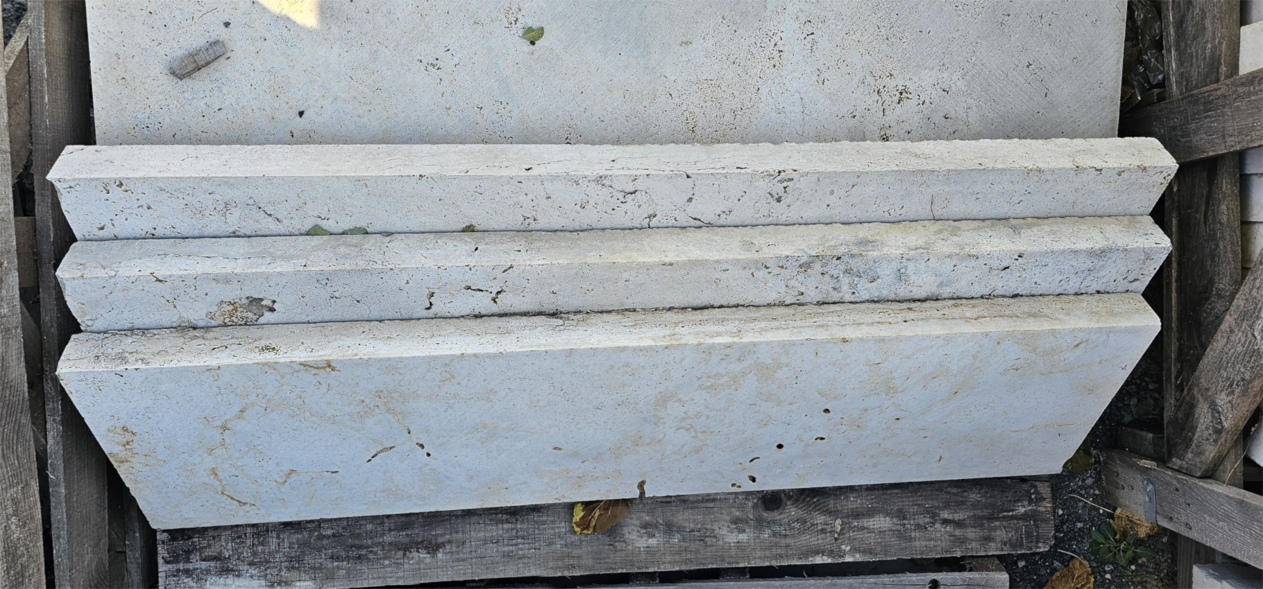 12X48 CREMA EDA ANTIQUED S/E TREAD