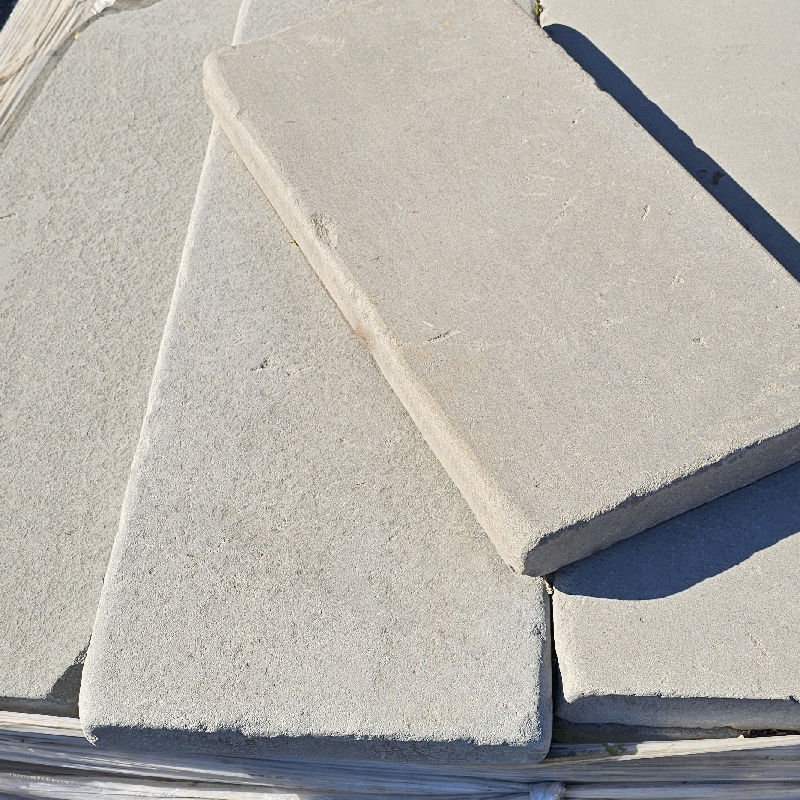 NY BLUE TUMBLED PAVERS 12"X18"