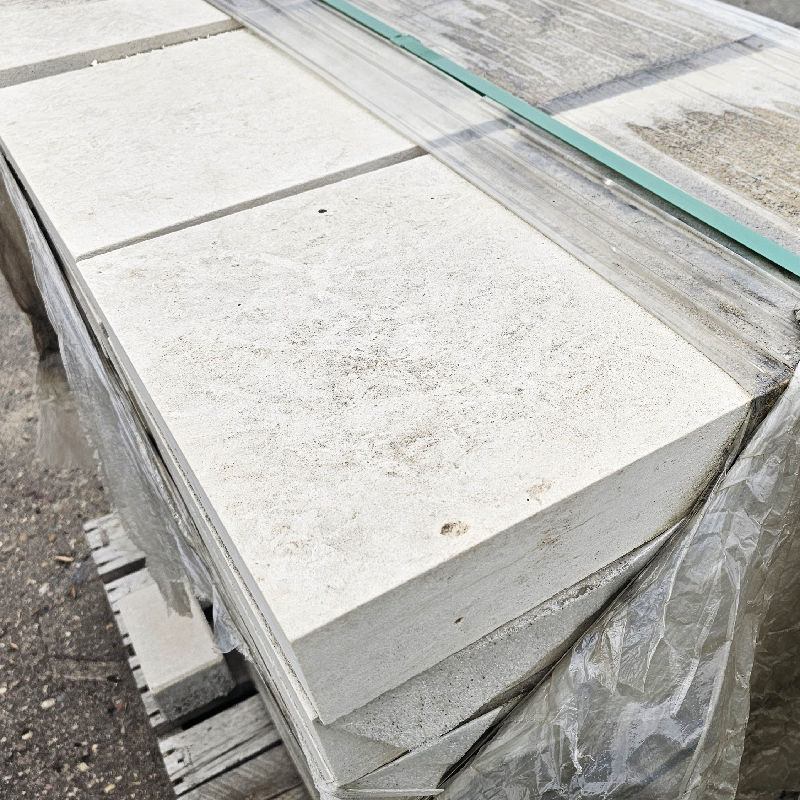 14X24 VALDERS STRAIGHT COPING DOVE WHITE