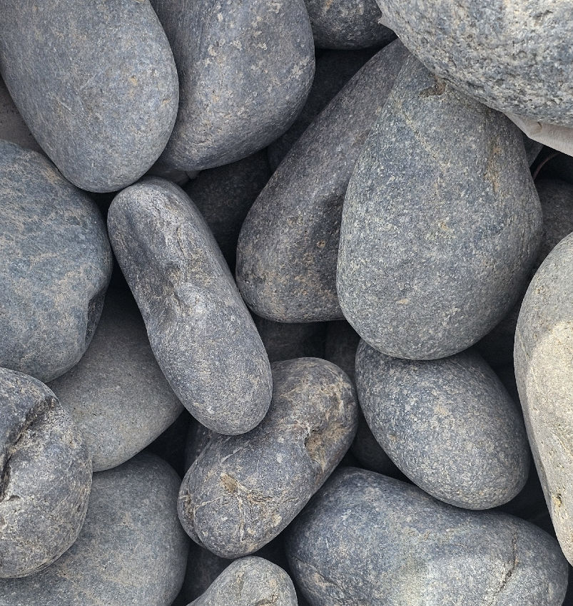 2"-3" BLACK MEXICAN BEACH PEBBLE
