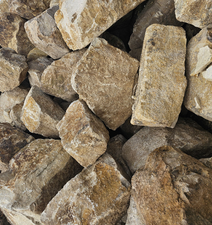 16"-24" BUFF W/E LIMESTONE CUBES