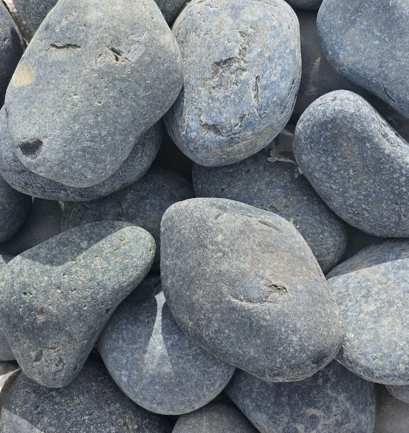 3"-5" BLACK MEXICAN BEACH PEBBLE