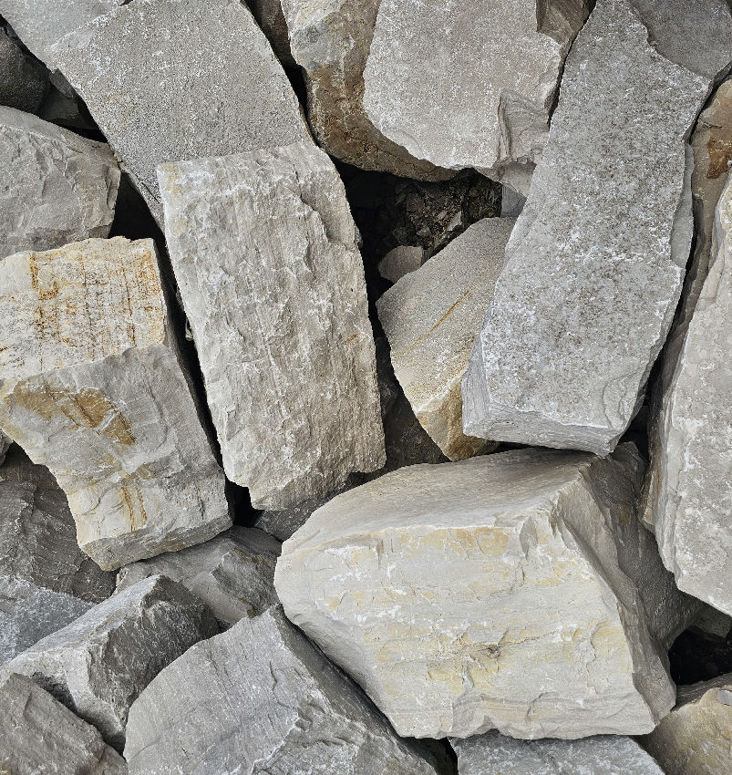 EDEN OUTCROPPING FOR BENCHES