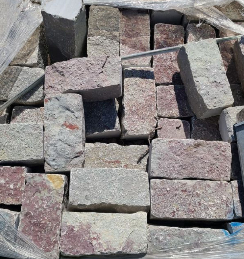 CHILTON TUMBLED PAVERS 4-5"