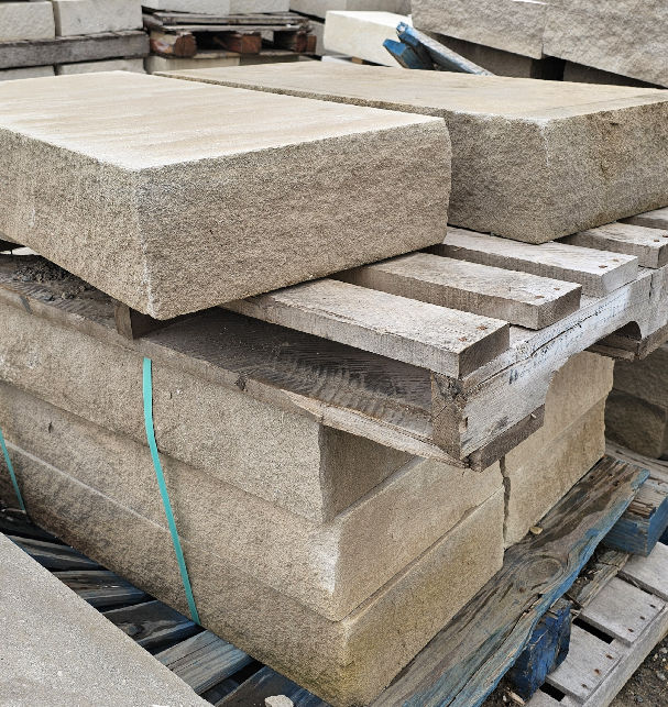36"X16" INDIANA LIMESTONE STEP