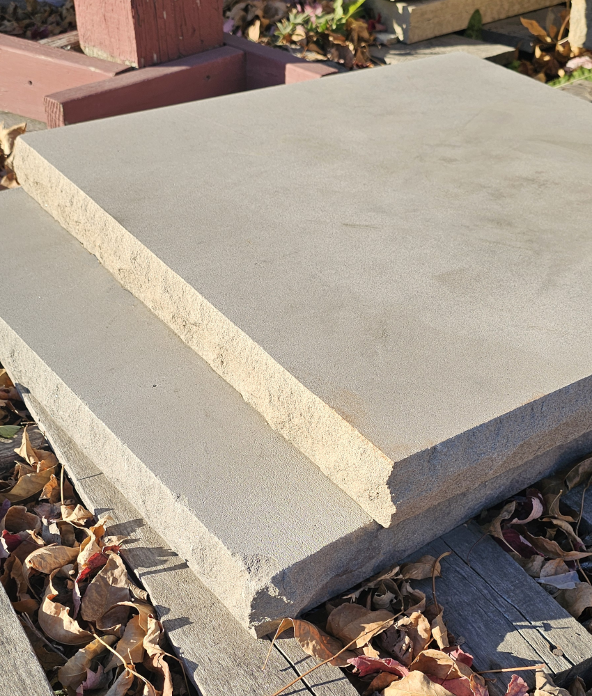 24"X24"X2.25" INDIANA LIMESTONE CAP