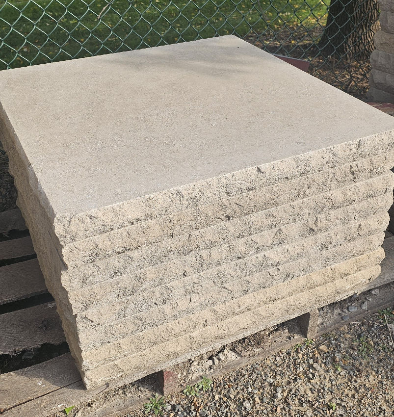 30"X30"X2.25" INDIANA LIMESTONE CAP