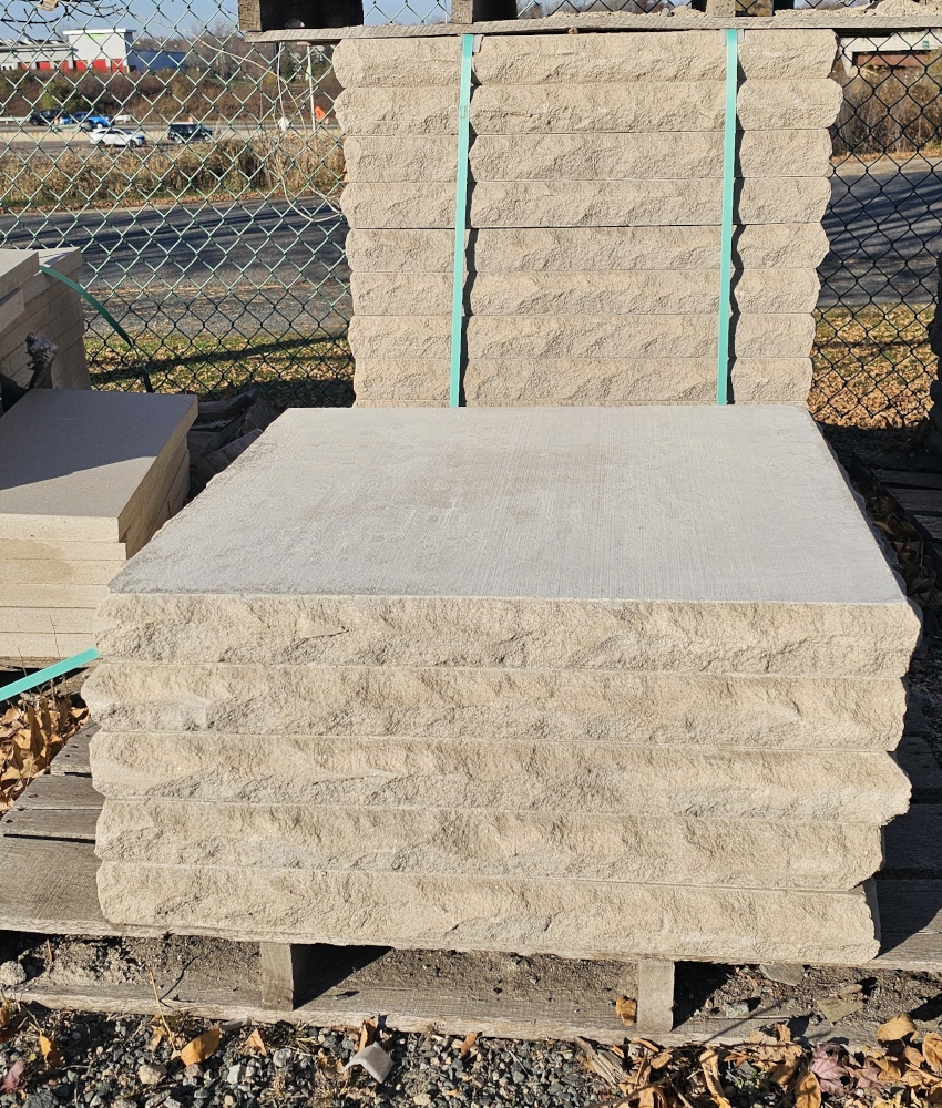 30"X30"X3" INDIANA LIMESTONE CAP