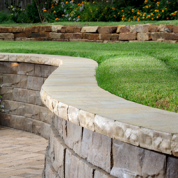 6\" BRISA FREESTAND WALL MOONLIGHT