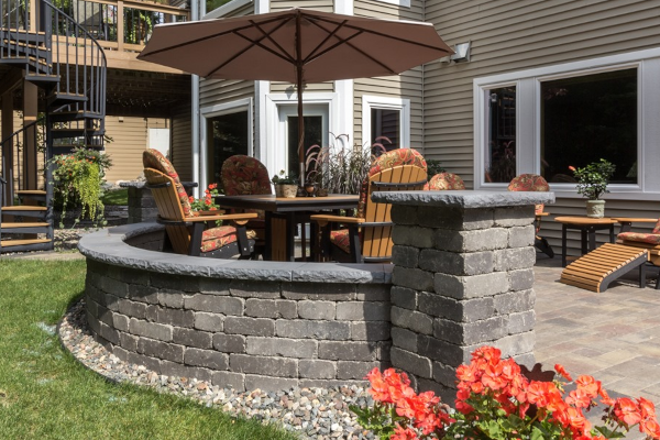 RIVERLAND WALL CASCADE