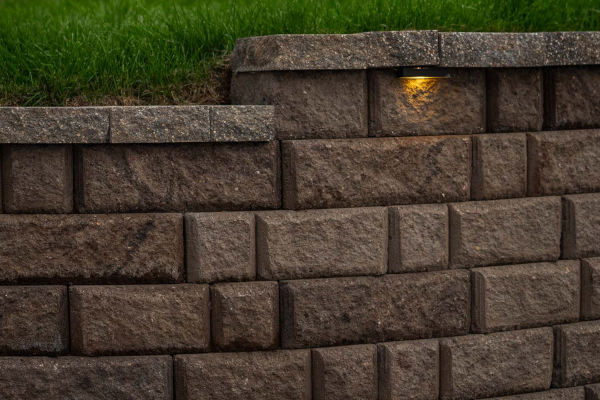 6\" COLONIAL 18 SANDSTONE/BROWN