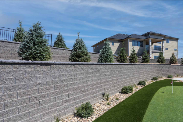 6\" CLASSIC STRAIGHT 1/2 BLOCK BLUESTONE