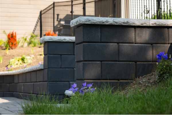 OLYMPIC WALL BLOCK ONYX