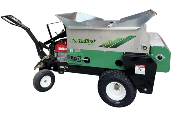 TOPDRESSER W/BRUSH EXPELLER