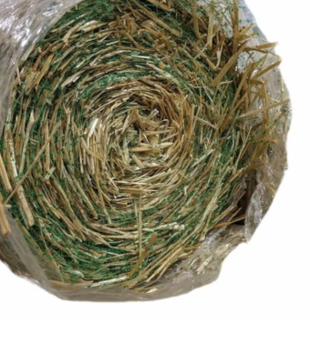 TWO-SIDED STRAW BLANKET 8�X112.5