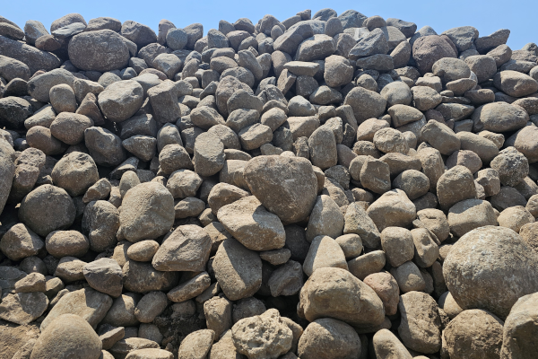 6\"-15\" FIELD BOULDERS