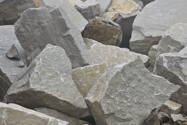 EDEN OUTCROPPING FOR BENCHES
