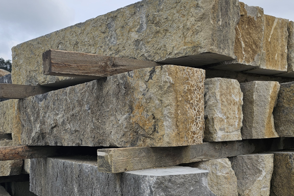 14\" SAWN CENTENNIAL LEDGESTONE